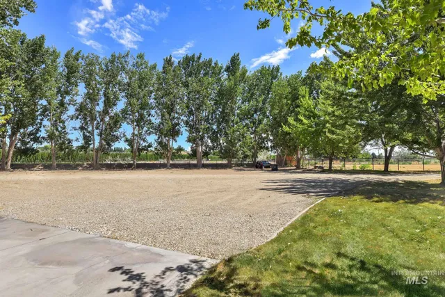 $1,850,000 | 27114 Lower Pleasant Ridge Road, Wilder, ID 83676