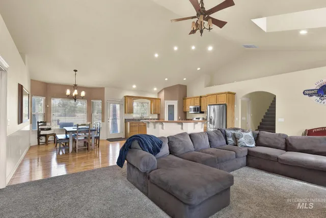 $1,850,000 | 27114 Lower Pleasant Ridge Road, Wilder, ID 83676