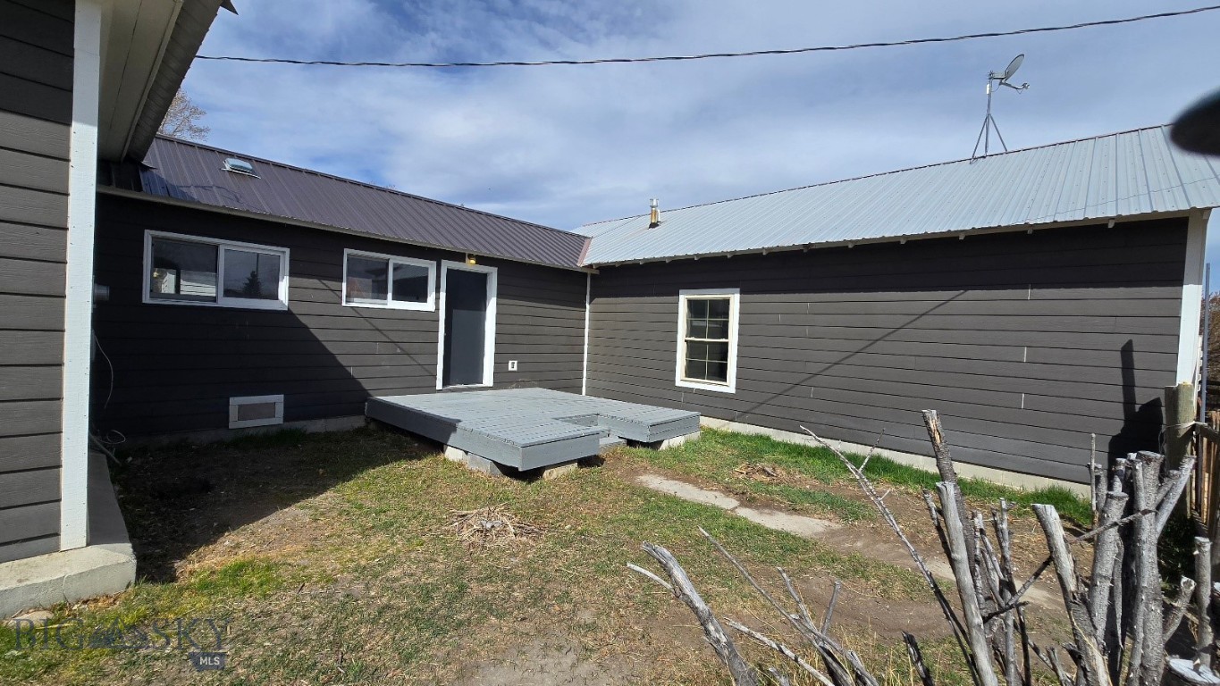 5 Front Street Alder, MT 59710 - Photo 48 of 53 East side Deck/Yard