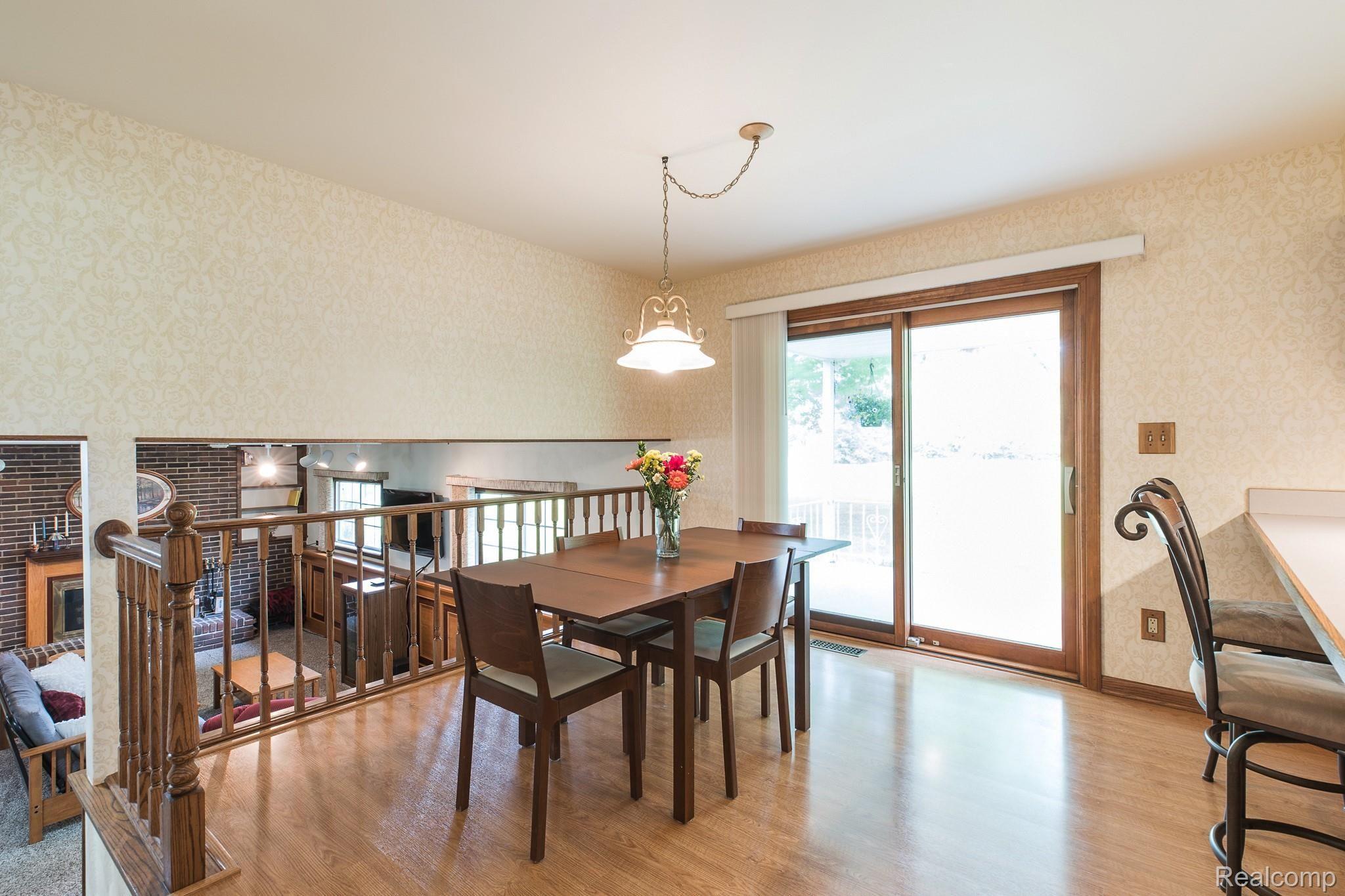 46120 Maben Road Canton, MI 48187 - Photo 10 of 35 46120Maben-13.jpg