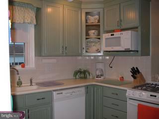 545 Achille Road Havertown, PA 19083 - Photo 4 of 6