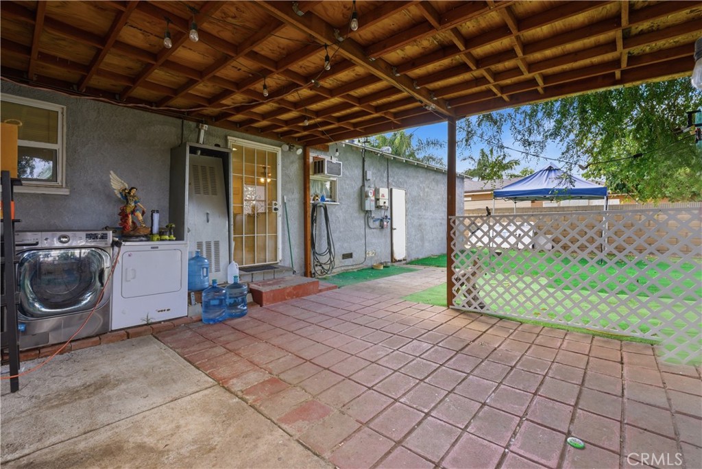 207 North Ranchito Street Anaheim, CA 92801 - Photo 18 of 20