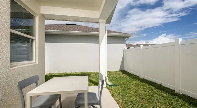 a view of outdoor space yard and patio