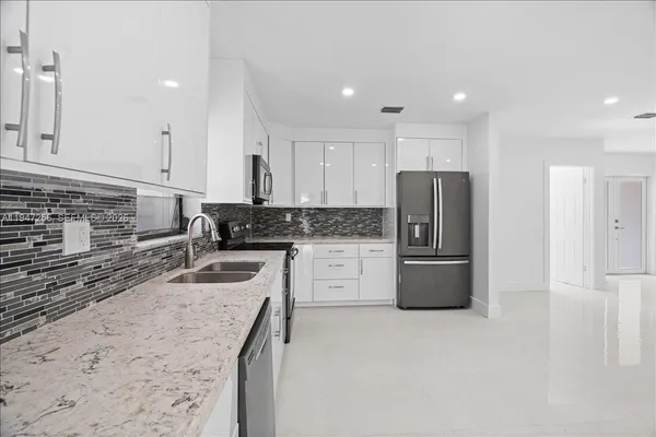 $3,500 | 10351 Southwest 164th Street, Miami, FL 33157