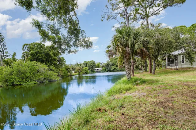 a view of a lake with houses