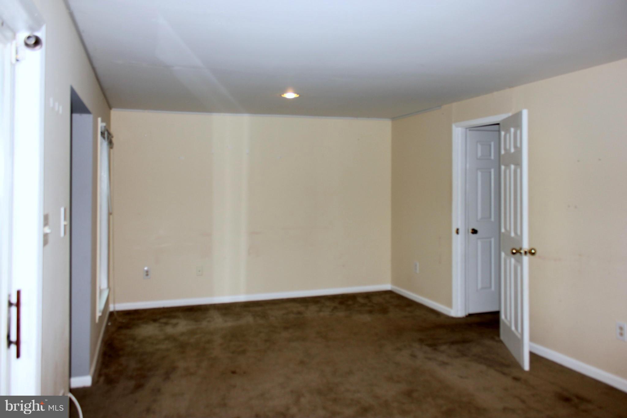12202 Apache Tears Circle Laurel, MD 20708 - Photo 23 of 28 Family Room