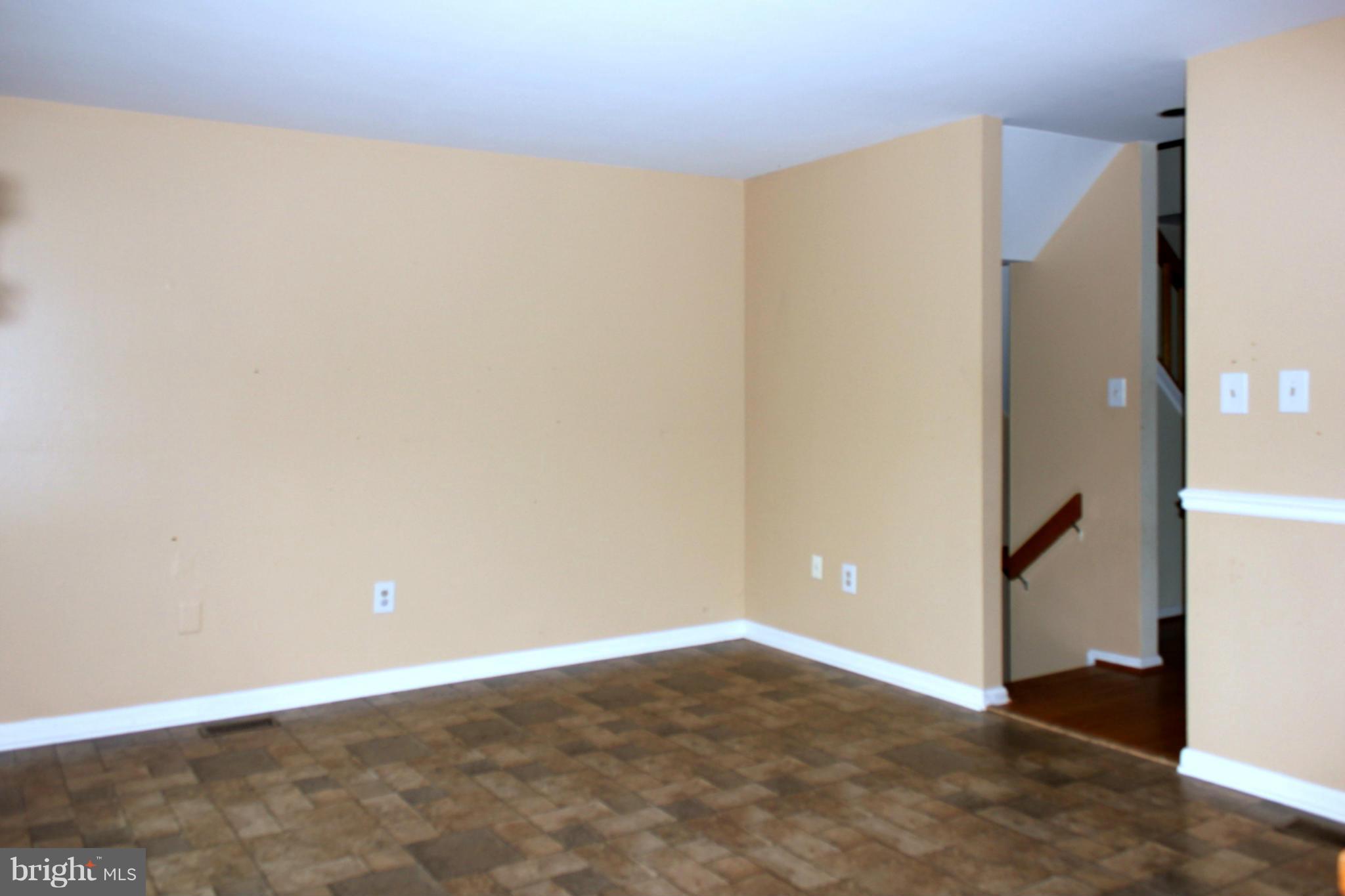 12202 Apache Tears Circle Laurel, MD 20708 - Photo 10 of 28 Dining Room