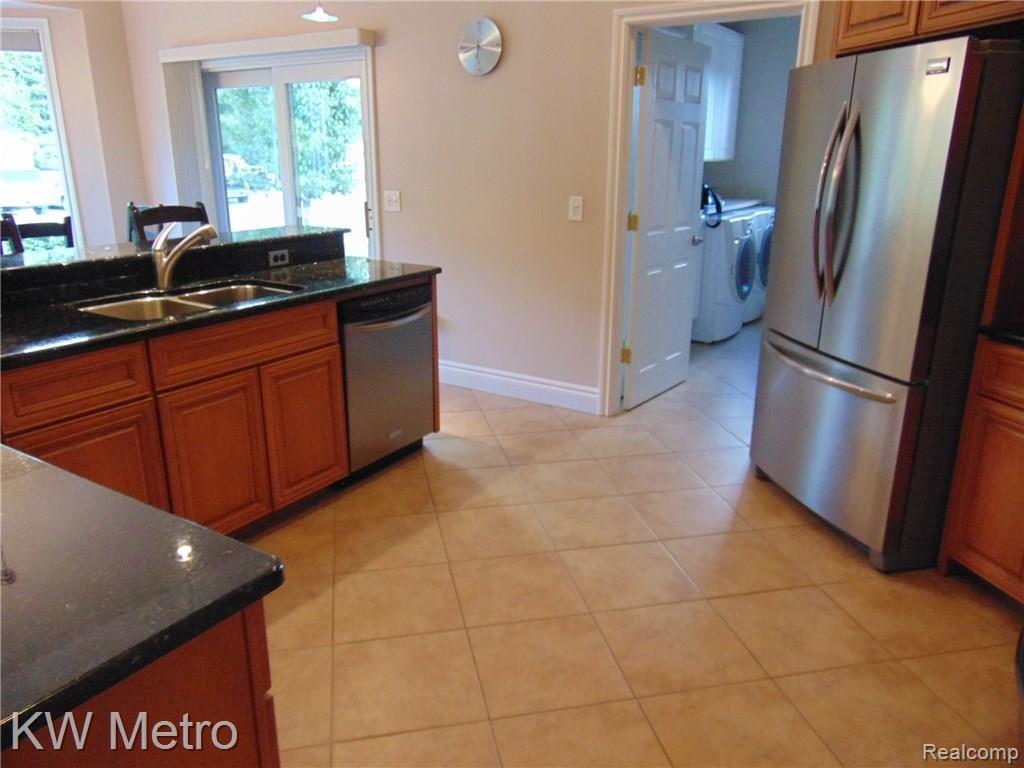8043 Starville Road Algonac, MI 48001 - Photo 13 of 36 Oakshire & Starville 063.JPG