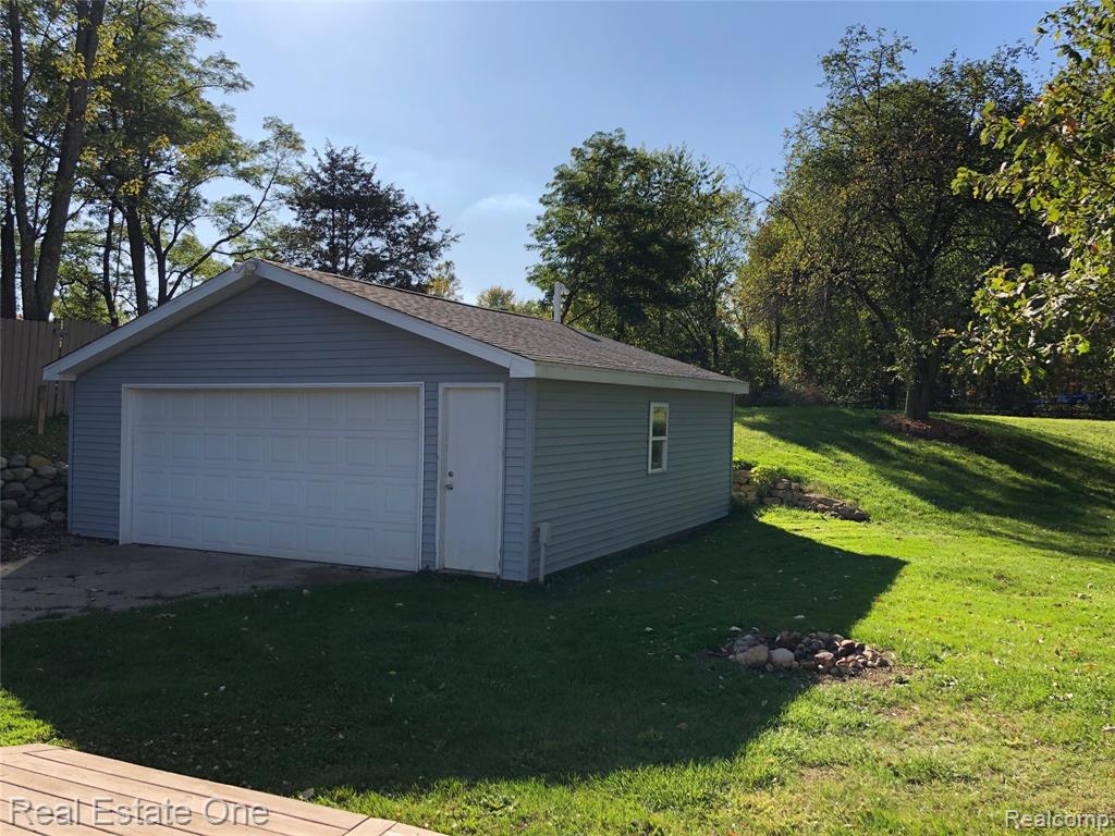 10023 Nimphie Road Fenton, MI 48430 - Photo 34 of 35