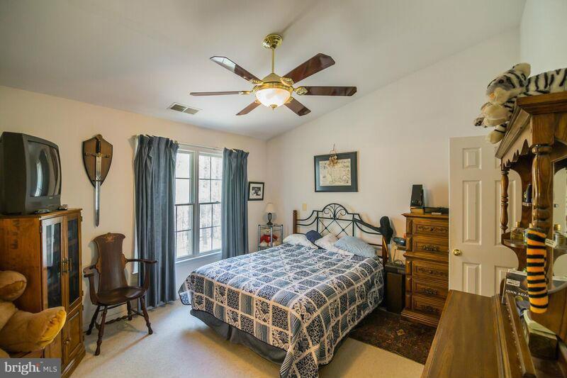 9520 Stoney Ridge Road Springdale, MD 20721 - Photo 14 of 30 Bedroom (Master)