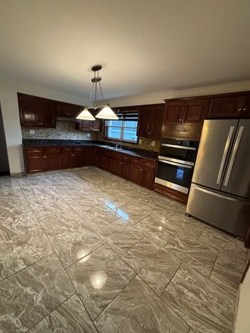 $269,900 | 2312 209th Street, Chicago Heights, IL 60411