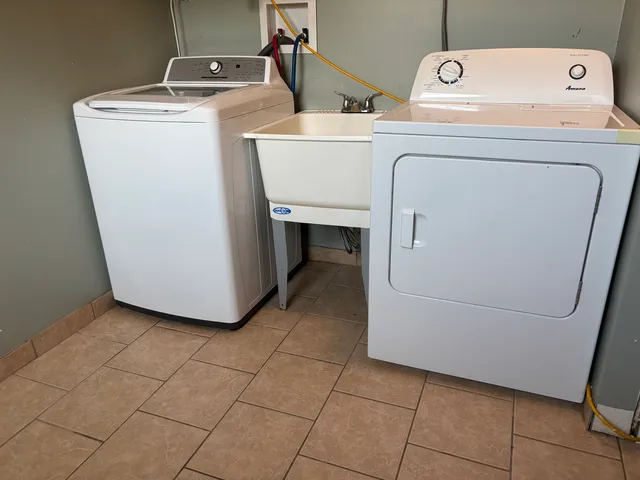 $269,900 | 2312 209th Street, Chicago Heights, IL 60411