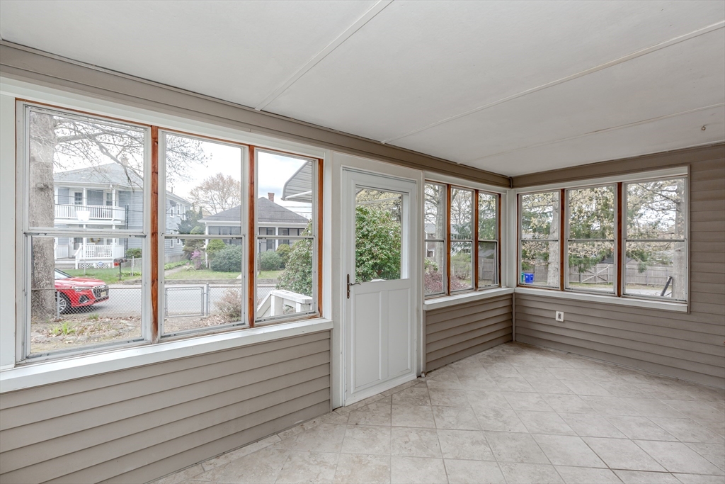 310 Mendon Road Attleboro, MA 02703 - Photo 4 of 34 Gallery Image 4
