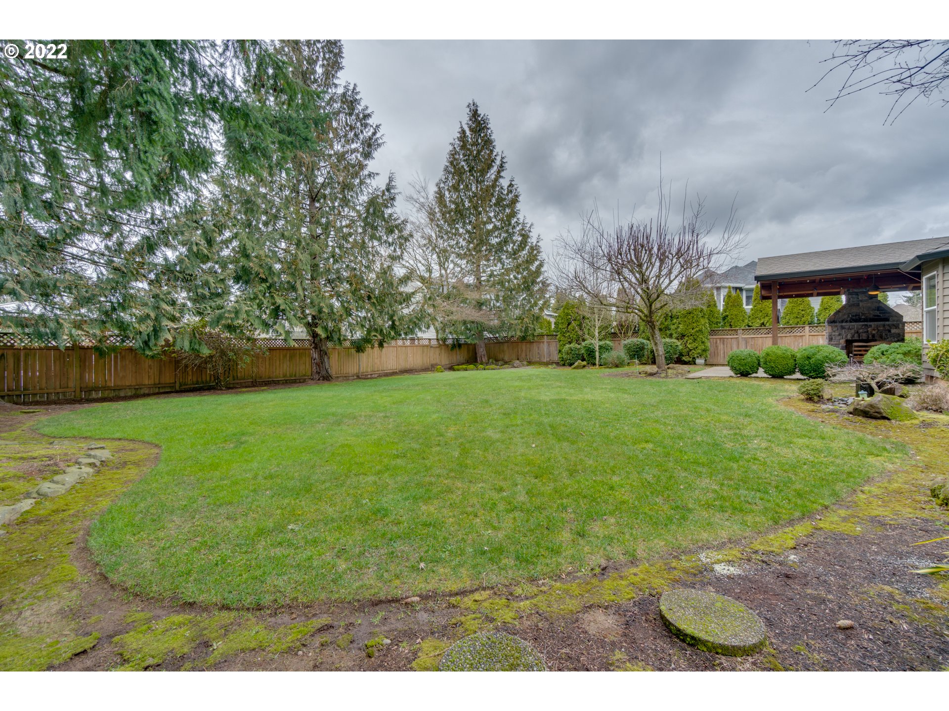 20195 Canyon Ridge Drive Oregon City, OR 97045 - Photo 2 of 24 a view of a outdoor space