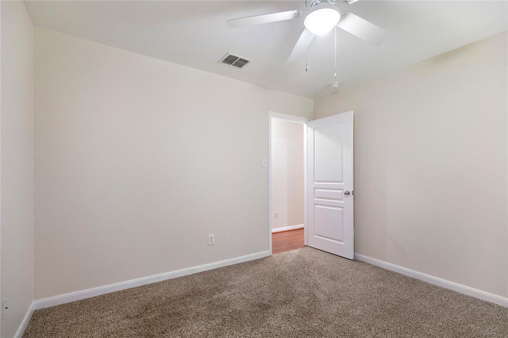 14045 Rodeo Daze Drive Fort Worth, TX 76052 - Photo 22 of 38