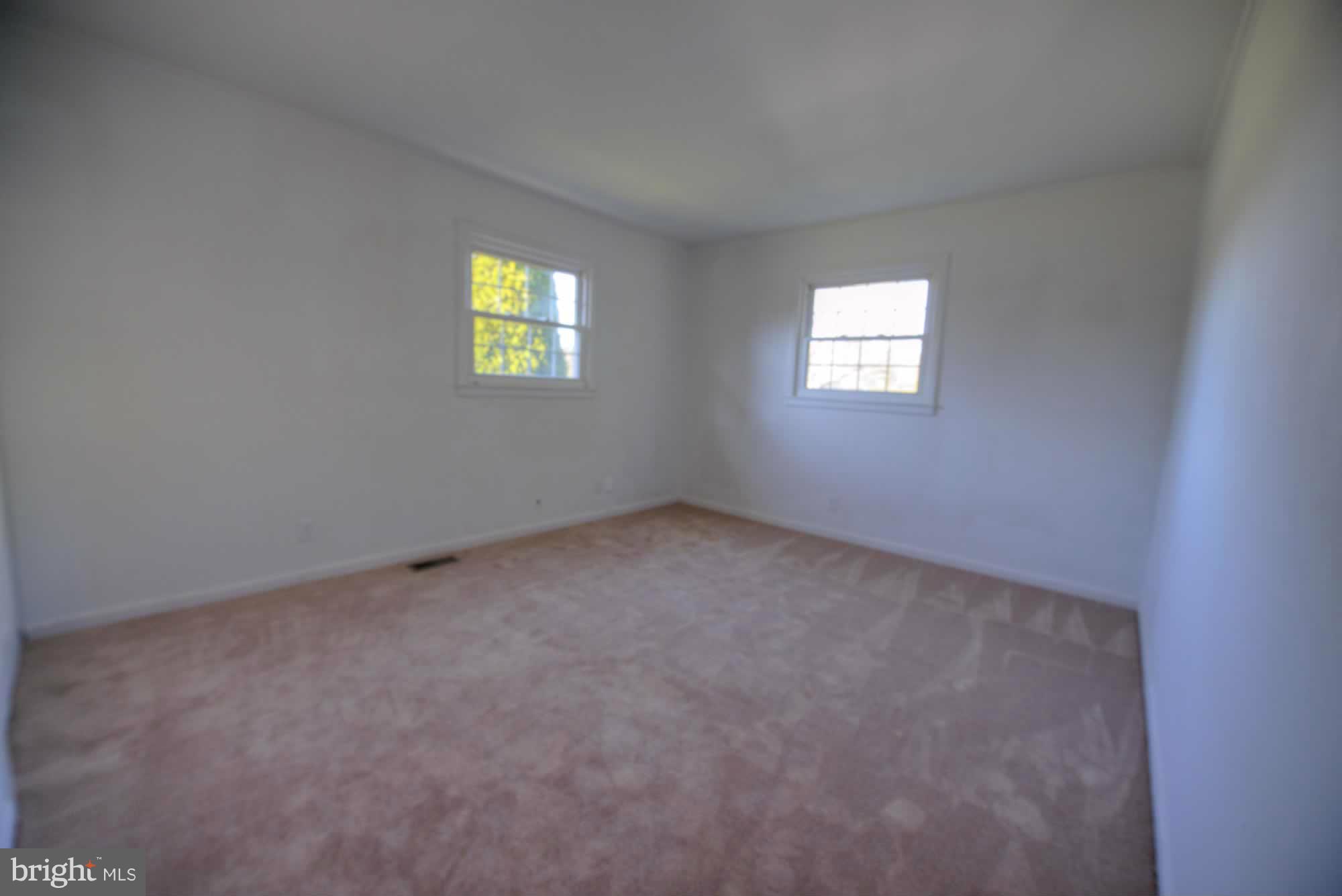 87 Moser Road Warrenton, VA 20186 - Photo 10 of 27 Bedroom