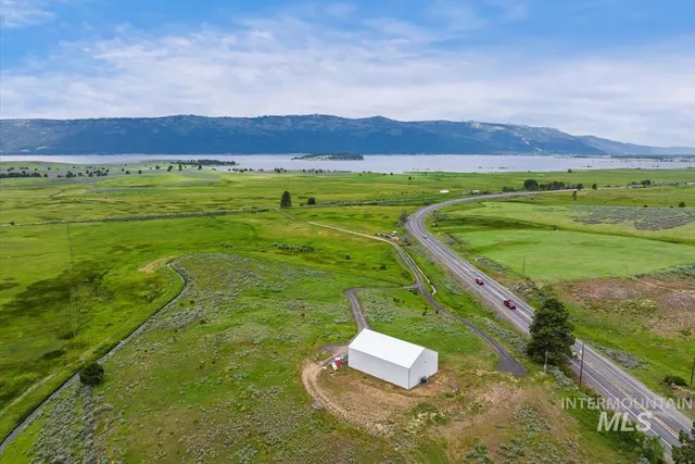 $1,449,000 | 11 Stone Breaker Lane, Cascade, ID 83611