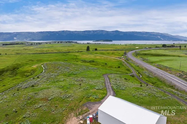 $1,449,000 | 11 Stone Breaker Lane, Cascade, ID 83611