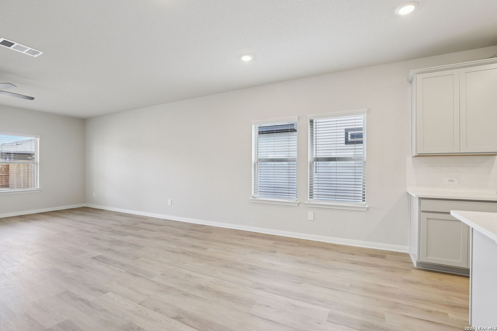 2915 Junction Bay Converse, TX 78109 - Photo 5 of 57