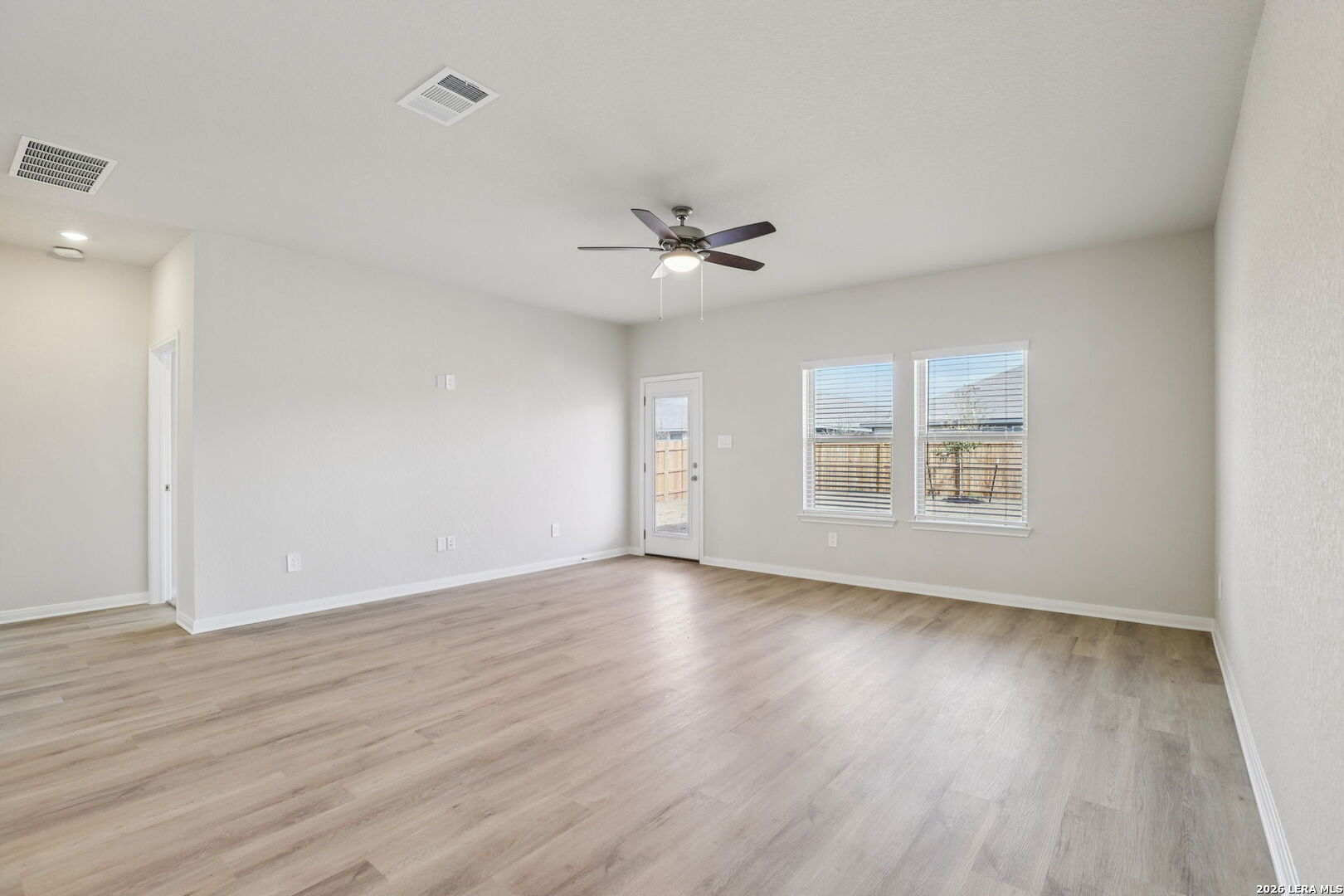 2915 Junction Bay Converse, TX 78109 - Photo 6 of 57