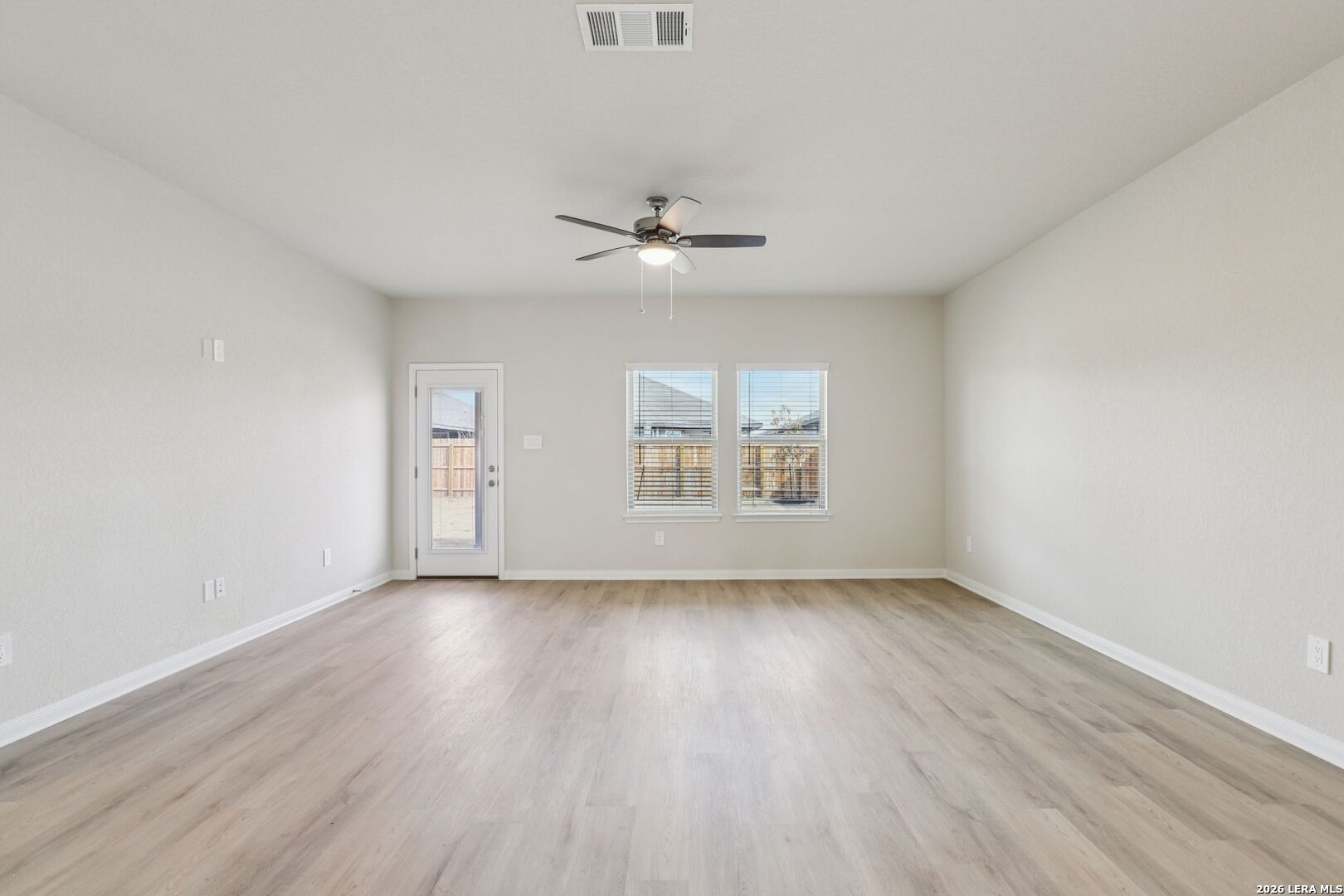 2915 Junction Bay Converse, TX 78109 - Photo 8 of 57