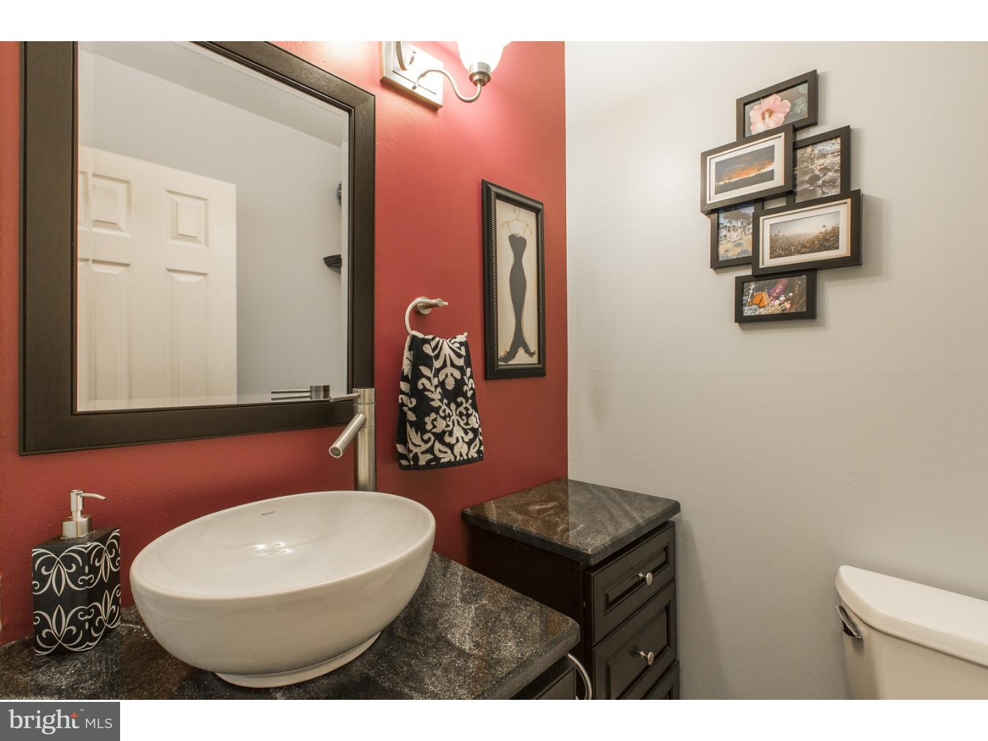 11108 Ridgeway Street Philadelphia, PA 19116 - Photo 11 of 25 Gallery Image 11