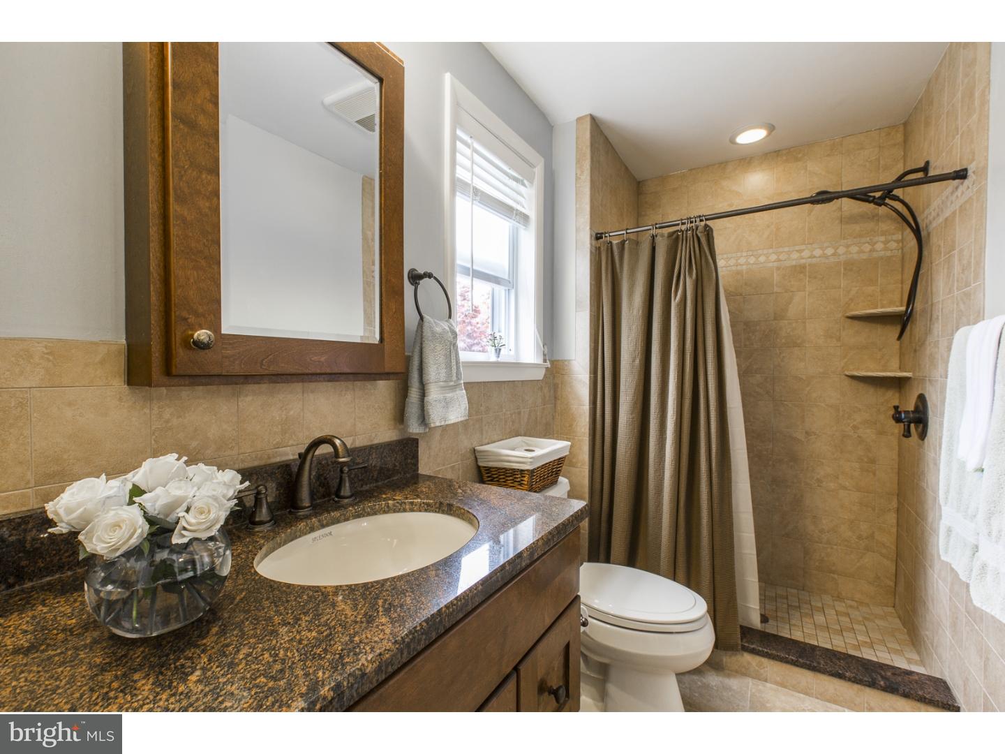 11108 Ridgeway Street Philadelphia, PA 19116 - Photo 13 of 25 Gallery Image 13