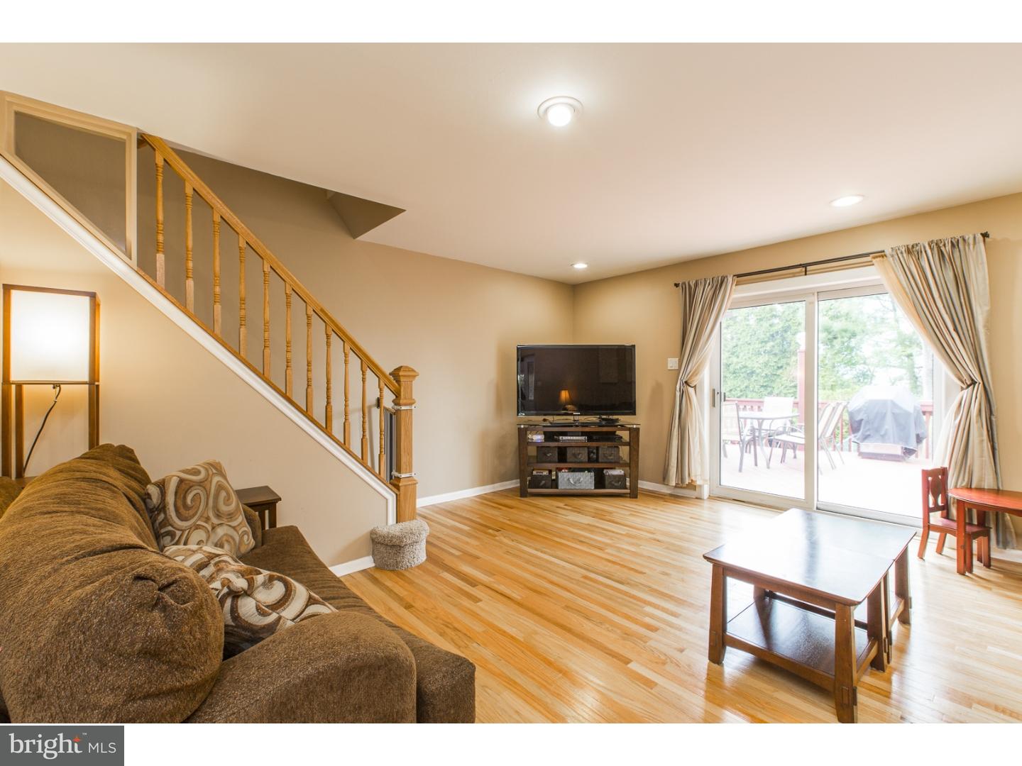 11108 Ridgeway Street Philadelphia, PA 19116 - Photo 3 of 25 Gallery Image 3