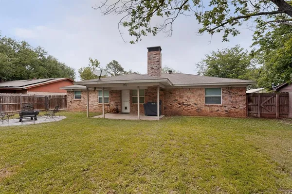 $250,000 | 2013 Pebblecreek Drive, Cleburne, TX 76033