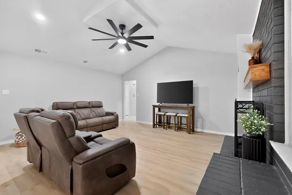 $250,000 | 2013 Pebblecreek Drive, Cleburne, TX 76033