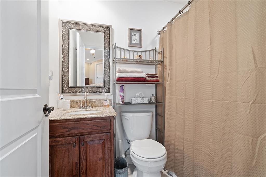 120-122 Green Brae Road Kittanning, PA 16201 - Photo 15 of 25 The Main Bedroom's En Suite is approx. 7x5 in size and offers Ceramic Tile Flooring, Updated Vanity & Fixtures and a Tub/Shower Combo.