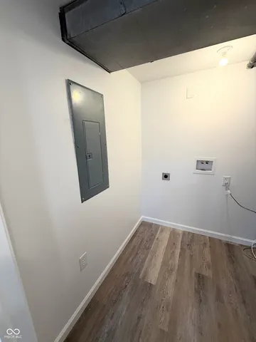 $239,900 | 5330 Brazos Drive, Indianapolis, IN 46237