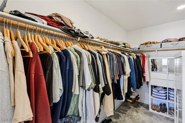 $415,000 | 9649 Oliver Hls Avenue, Las Vegas, NV 89143