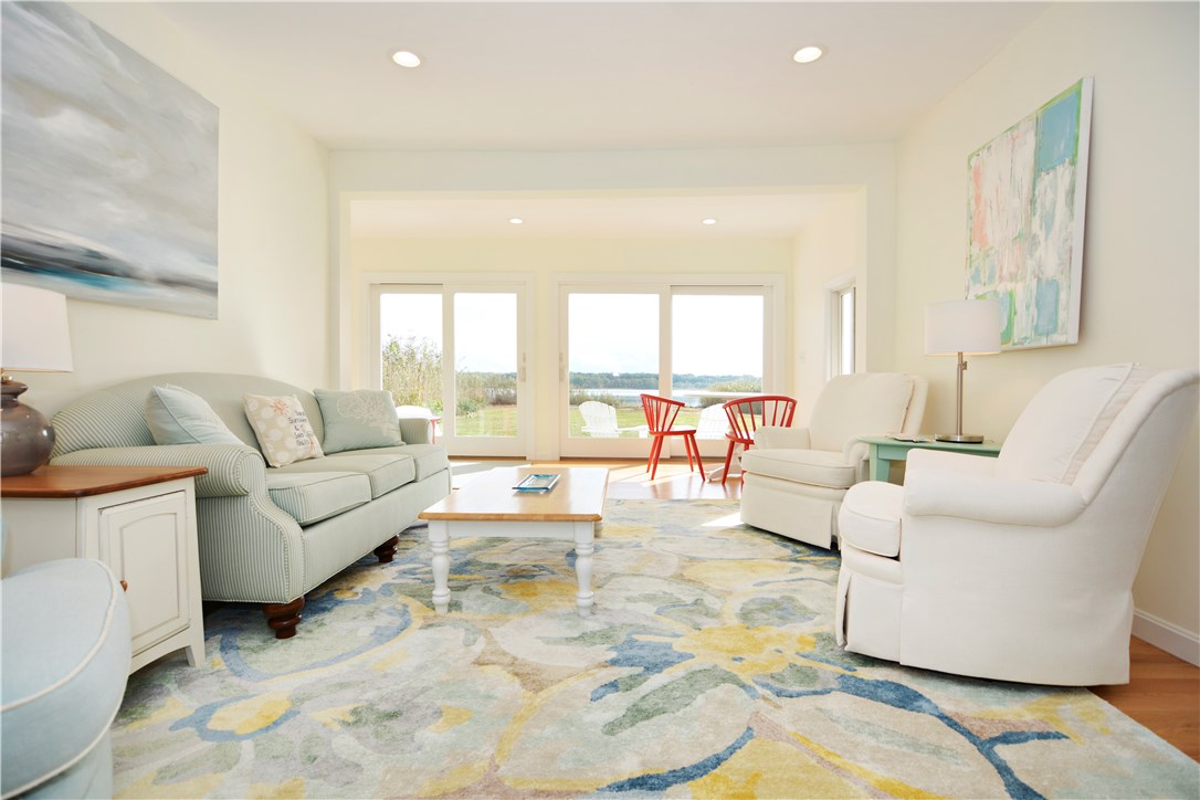 37 Baron Road Barrington, RI 02806 - Photo 6 of 31