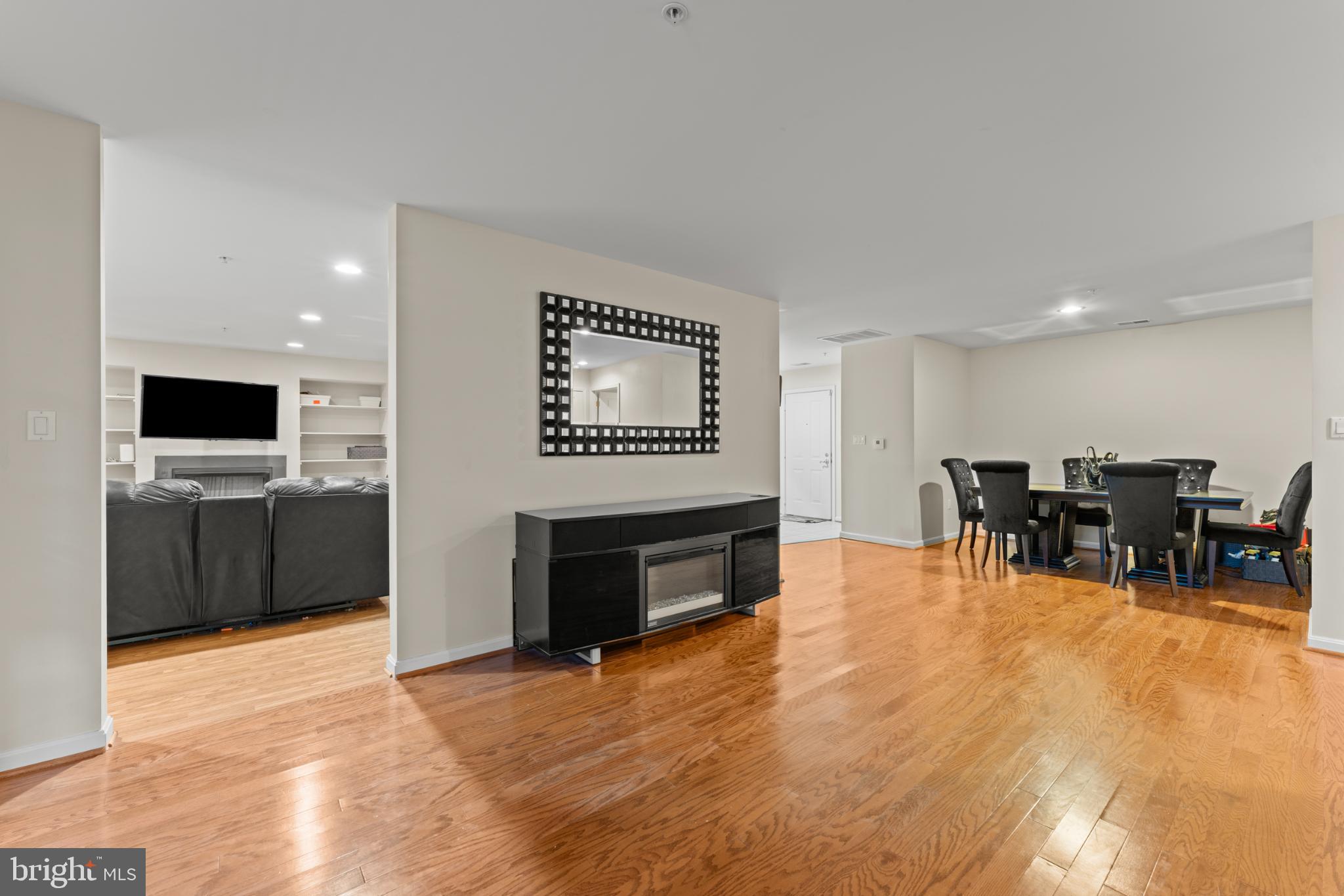 9510 Coyle Road, Unit 201 Owings Mills, MD 21117 - Photo 25 of 34 Living, dining and family room view