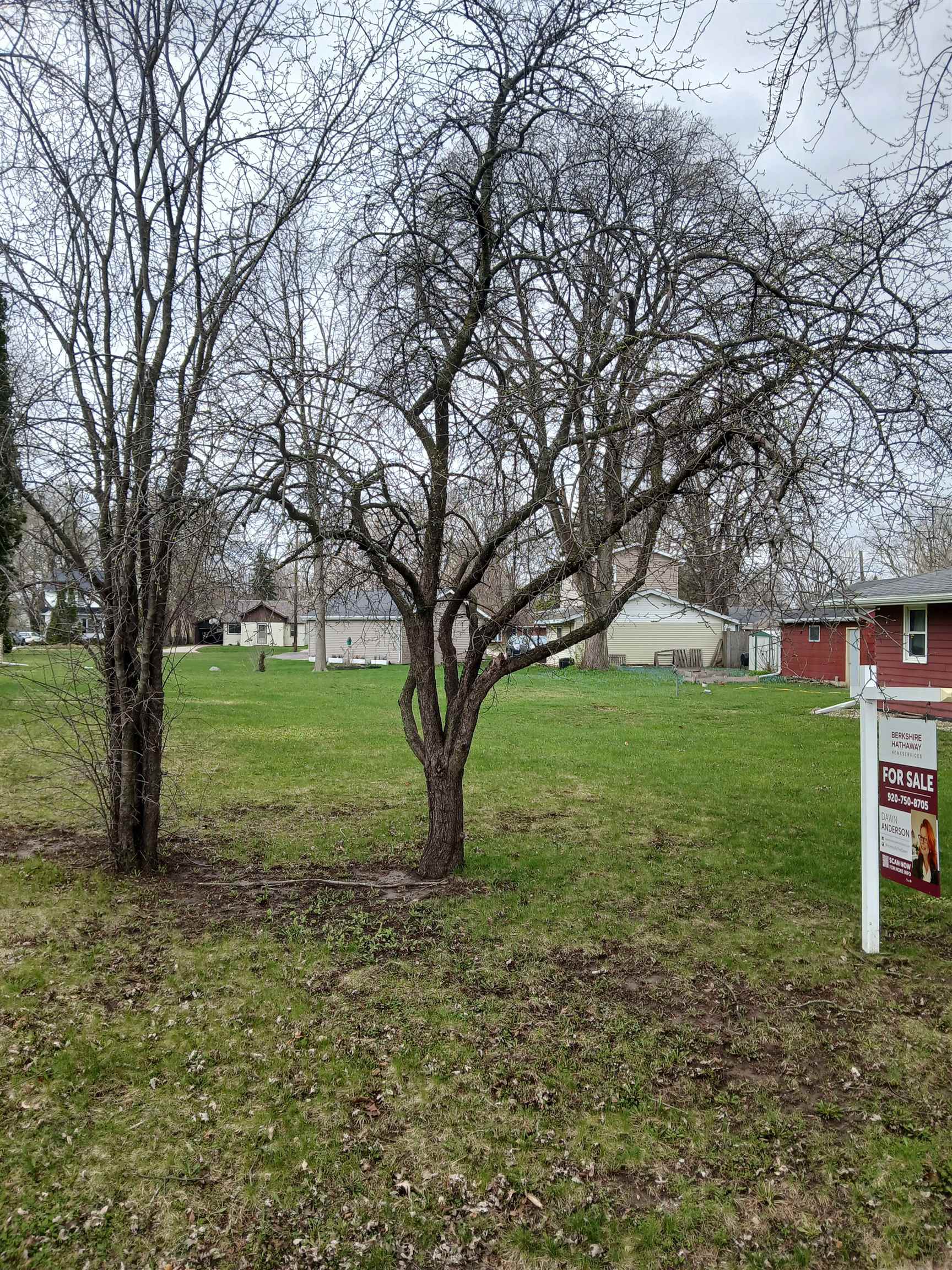 1831 Olive Street, Unit 17 Oshkosh, WI 54901 - Photo 2 of 4