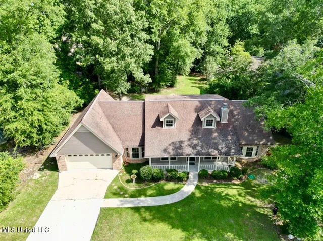 $299,000 | 508 West Lakeshore Drive, Carriere, MS 39426