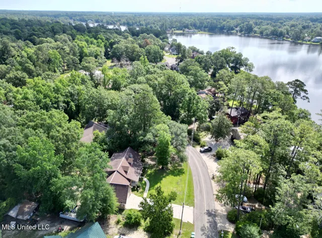 $299,000 | 508 West Lakeshore Drive, Carriere, MS 39426