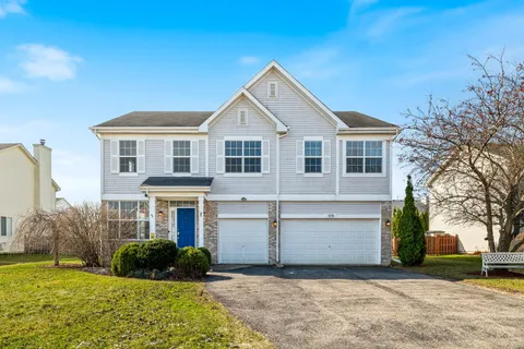 $465,000 | 579 West Caldwell Drive, Round Lake, IL 60073