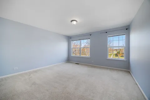 $465,000 | 579 West Caldwell Drive, Round Lake, IL 60073