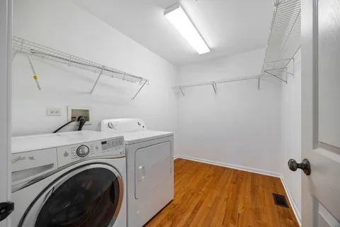 $465,000 | 579 West Caldwell Drive, Round Lake, IL 60073