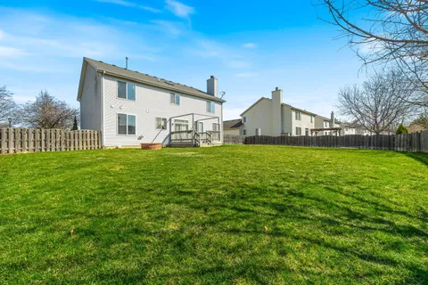 $465,000 | 579 West Caldwell Drive, Round Lake, IL 60073