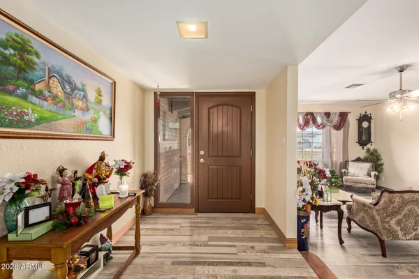 a very nice looking room with many windows