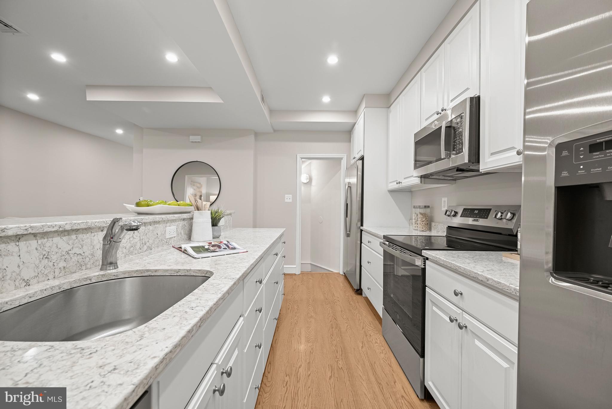 3527 R Street Northwest Washington, DC 20007 - Photo 12 of 31 Gallery Image 12