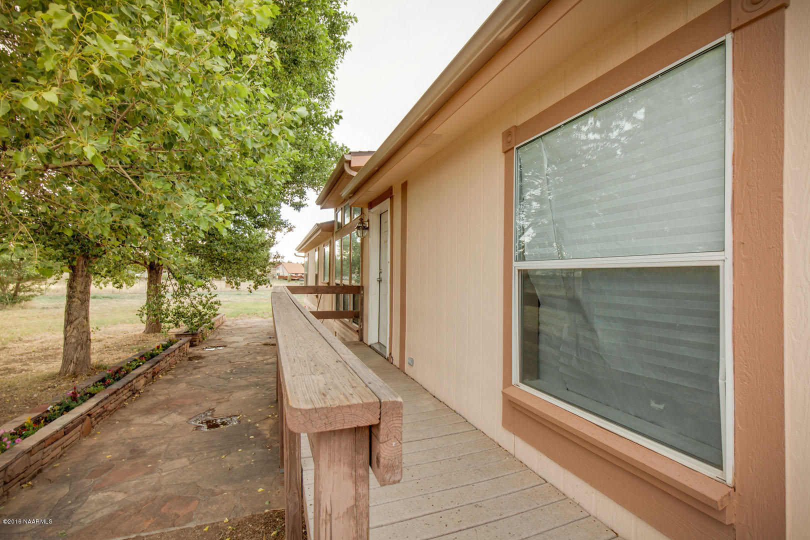 10825 Yellowjacket Road Flagstaff, AZ 86004 - Photo 4 of 28 10825_Yellowjacket_Rdg_004HiRes