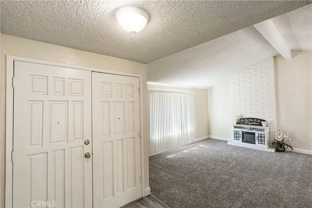 19 Sun Valley Court Merced, CA 95348 - Photo 2 of 17