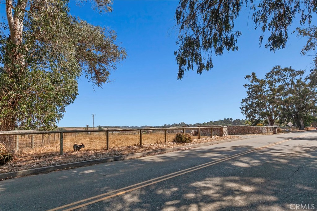 117 West El Campo Road Arroyo Grande, CA 93420 - Photo 21 of 43 a view of a street