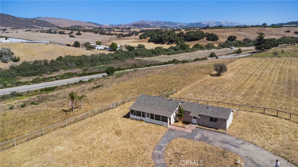 117 West El Campo Road Arroyo Grande, CA 93420 - Photo 33 of 43 an aerial view of residential houses with outdoor space