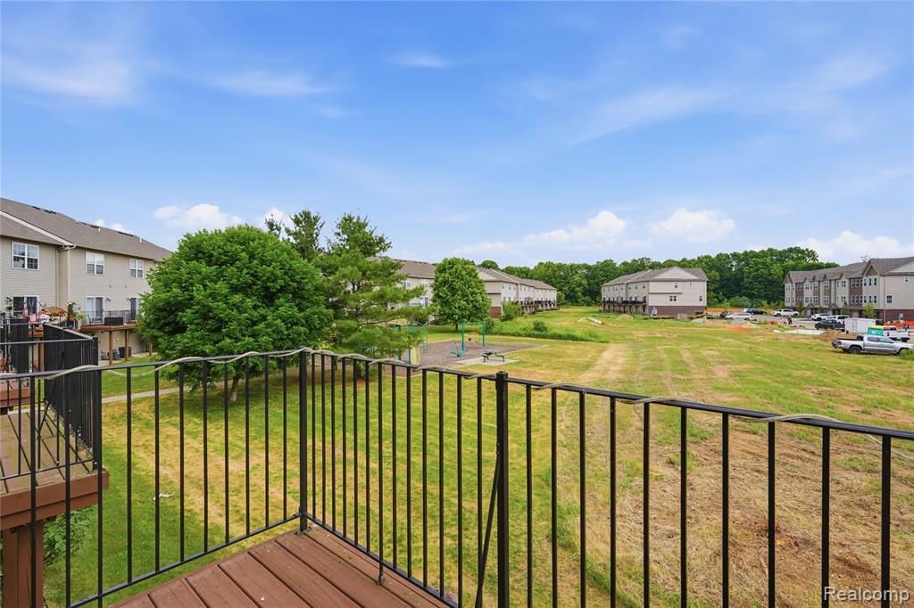 2138 Knotty Pine Trail Howell, MI 48855 - Photo 26 of 39