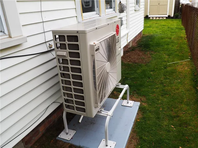 $2,200 | 74 Blanding Avenue, Barrington, RI 02806